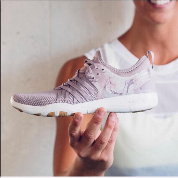 NWT Nike trainers Rare - Picture 3 of 8